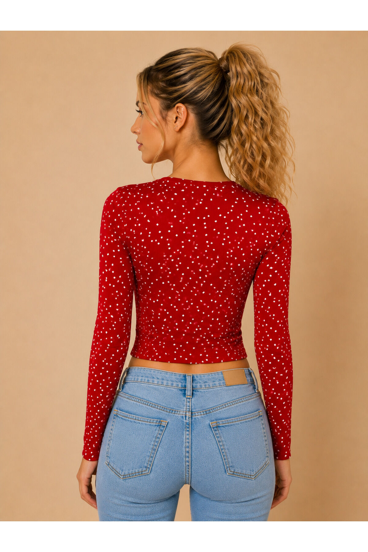 Kırmızı Kalp Desenli Uzun Kollu Crop Bluz – Y2K Stil Kadın Crop Top