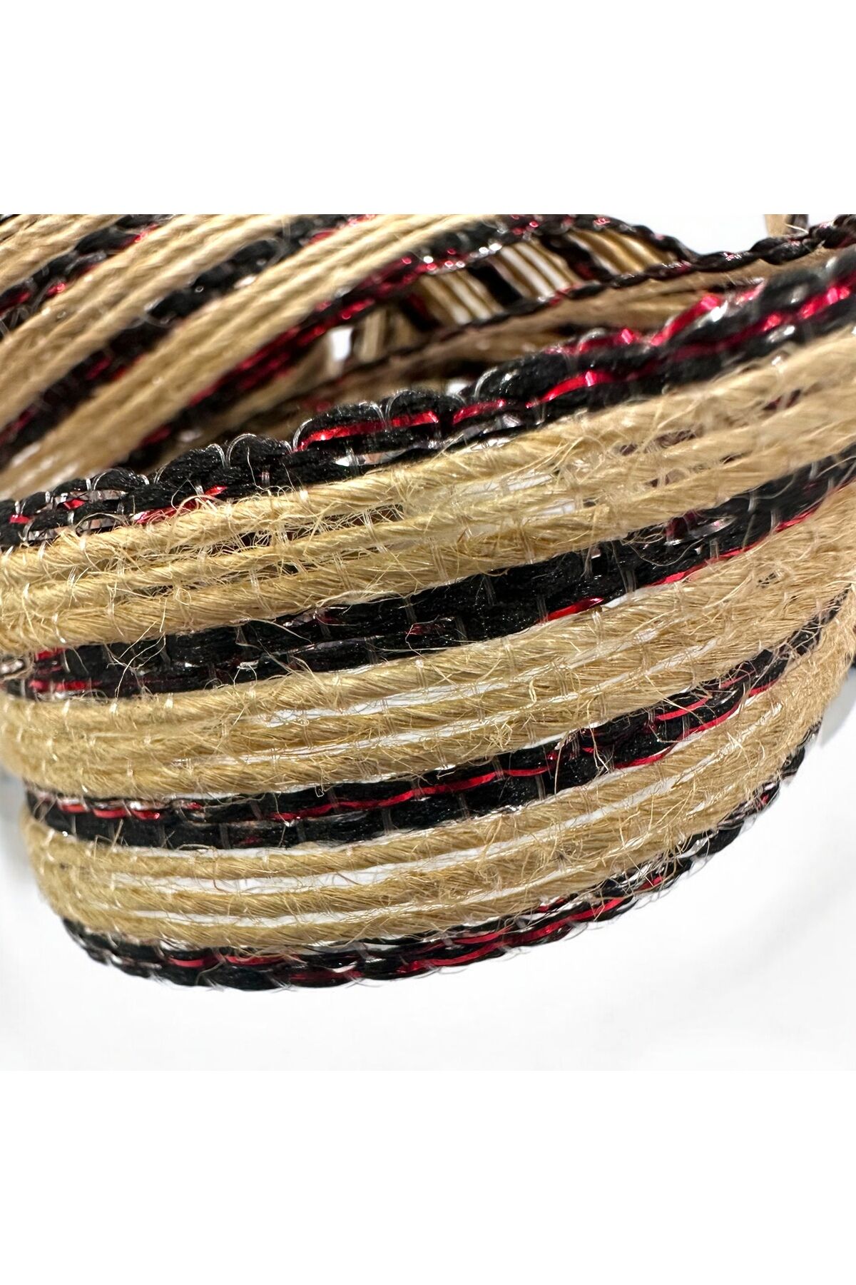 Kenarları Siyah kırmız parlak Hasır kurdele parlak şeritli jüt kurdele 2 metre 2,5 cm paket kurdele