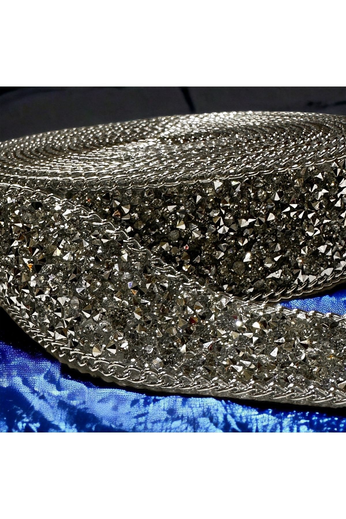 Swarovski Taşlı Kurdele Taşlı Kurdele Parıltılı Kurdele 1 Metre 4 Cm