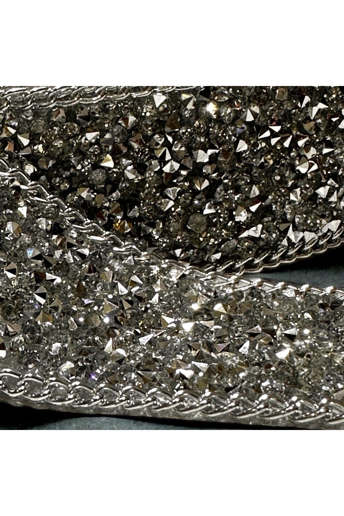 Swarovski Taşlı Kurdele Taşlı Kurdele Parıltılı Kurdele 1 Metre 4 Cm