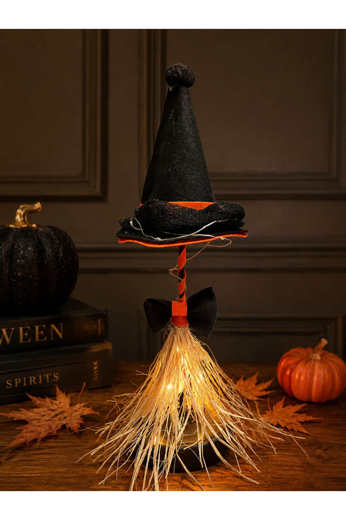 LED’li Masa Süsü Halloween Cadı Şapkası Gece Lambası | Işıklı Cadı Süpürgesi | Cadılar Bayramı Dekoru