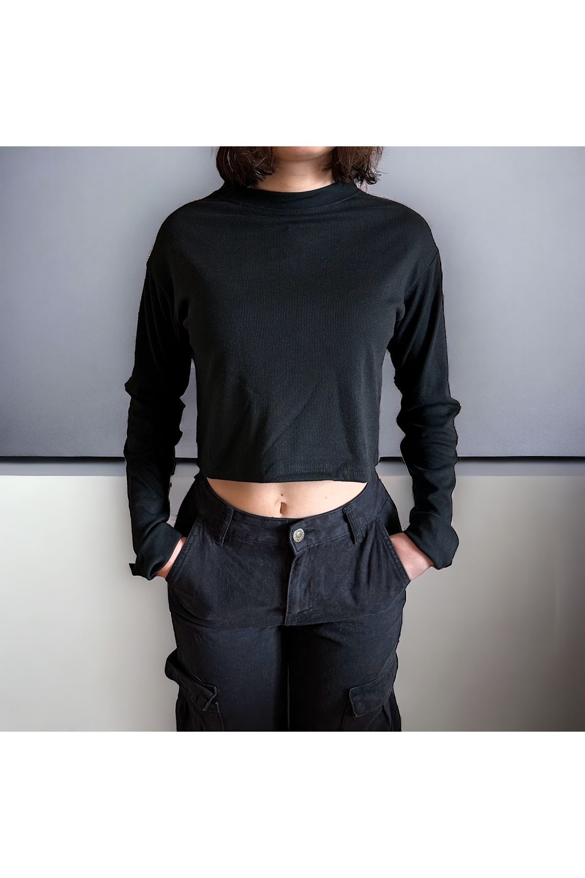 Geniş yaka salaş crop Geniş yaka fitilli crop kayık yaka yumuşak bluz siyah - M