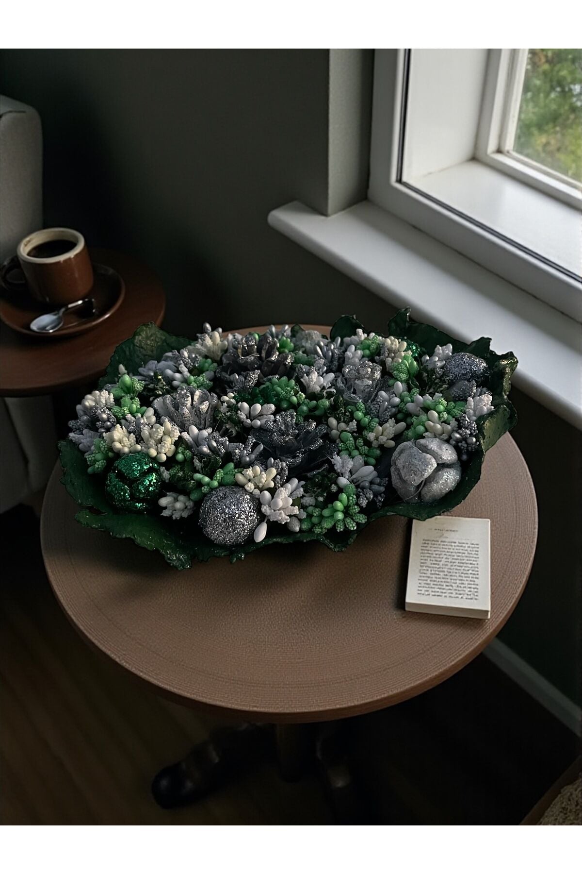Tasarım Dekoratif kaseler Kozalak Dekoratif kase Led ışıklı Kase 25×22 cm Yeşil kozalak