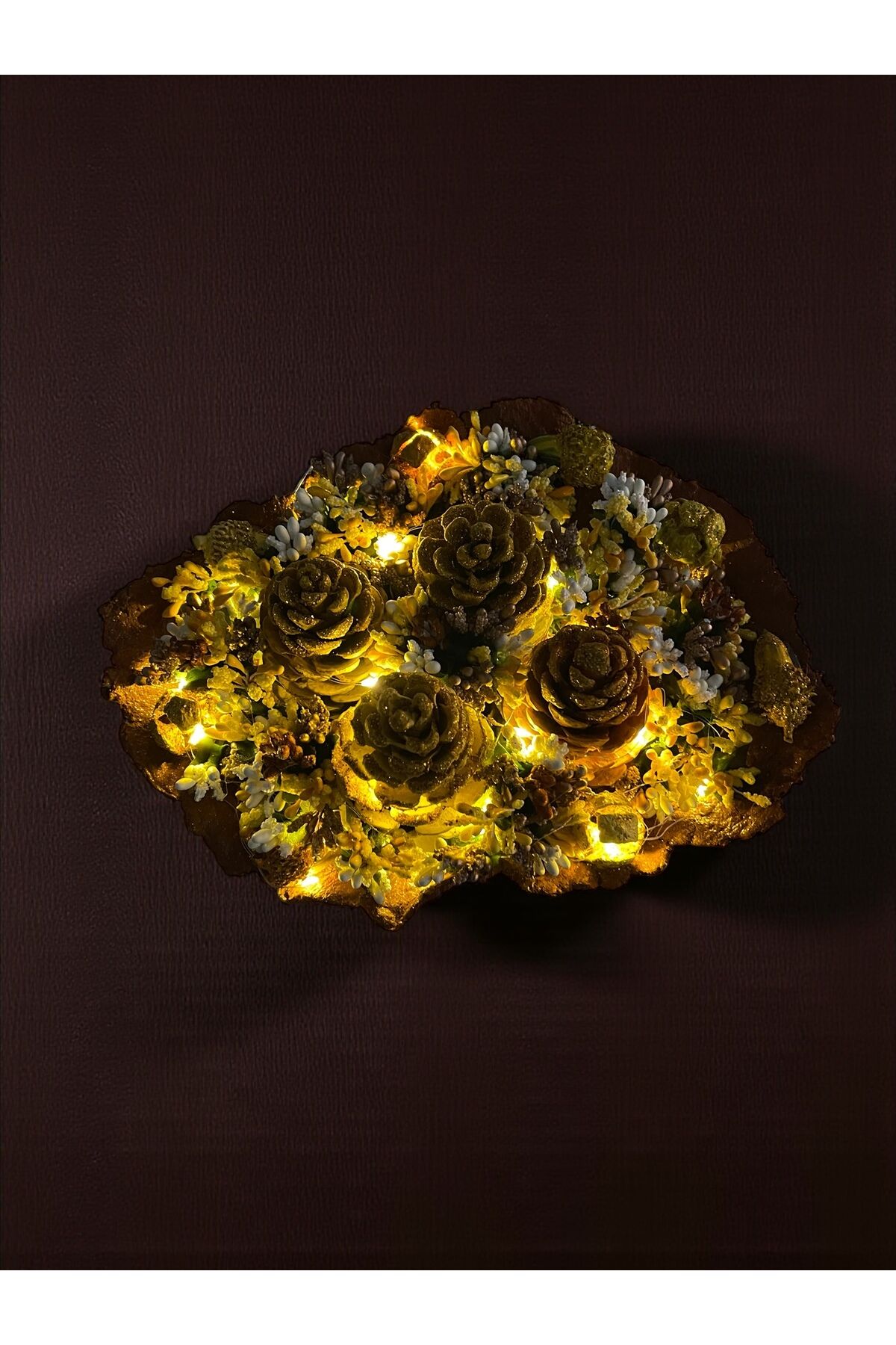 Tasarım Dekoratif kaseler Kozalak Dekoratif kase Led ışıklı Kase 25×22 cm Altın kozalak