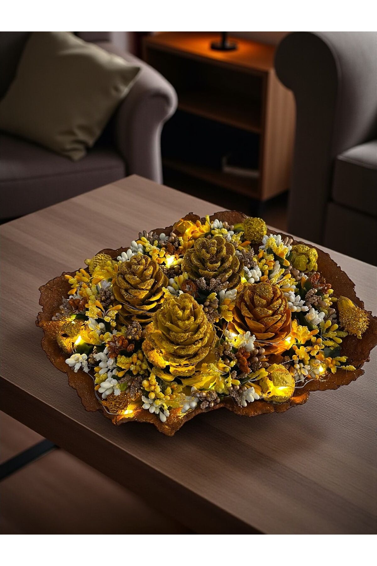 Tasarım Dekoratif kaseler Kozalak Dekoratif kase Led ışıklı Kase 25×22 cm Altın kozalak