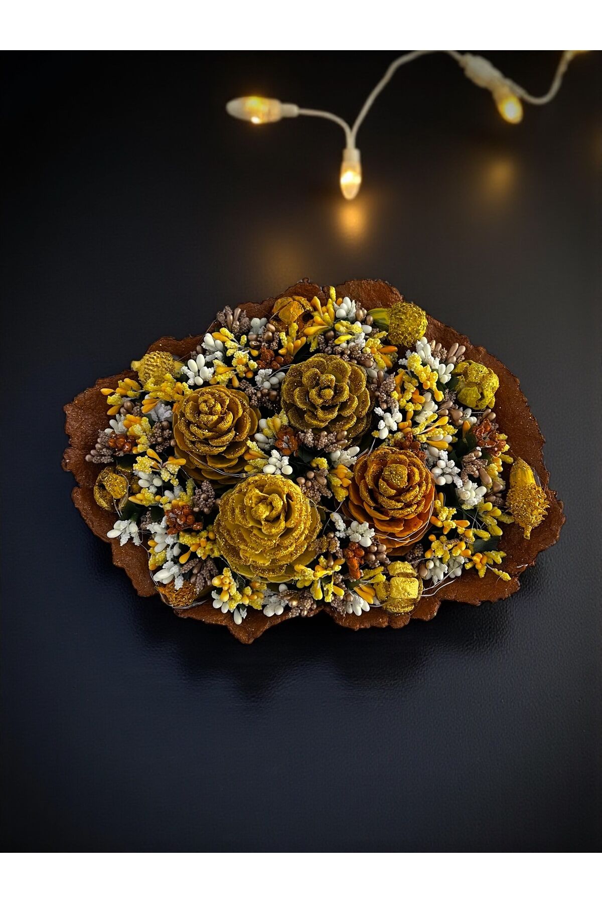 Tasarım Dekoratif kaseler Kozalak Dekoratif kase Led ışıklı Kase 25×22 cm Altın kozalak