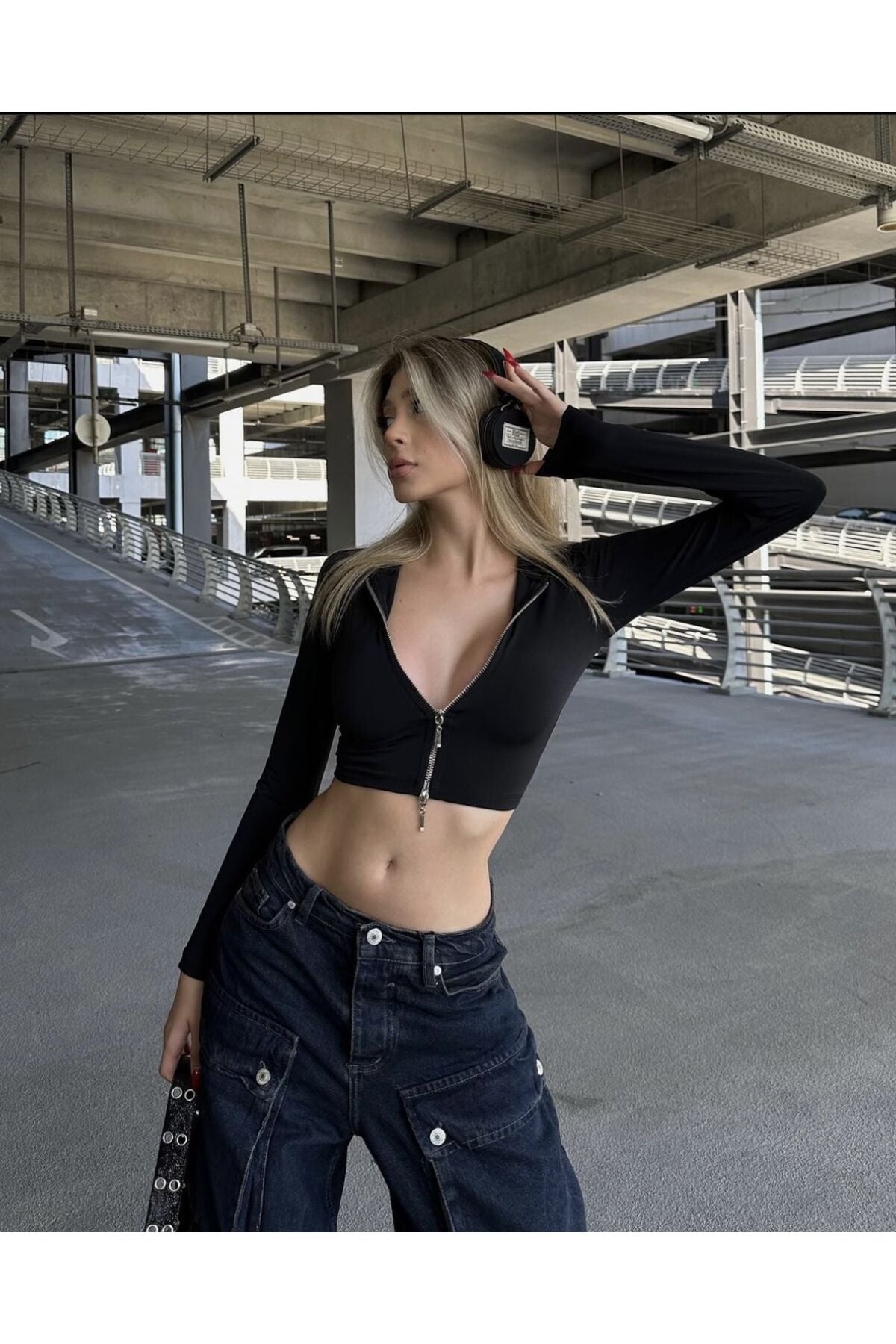 Kapüşonlu streetwear çift fermuarlı croptop Çift Fermuarlı Crop Top siyah - S