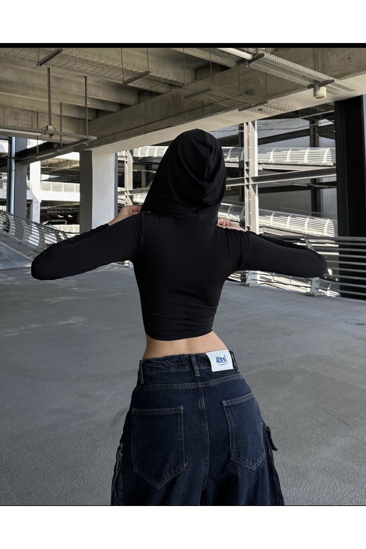 Kapüşonlu streetwear çift fermuarlı croptop Çift Fermuarlı Crop Top siyah - M
