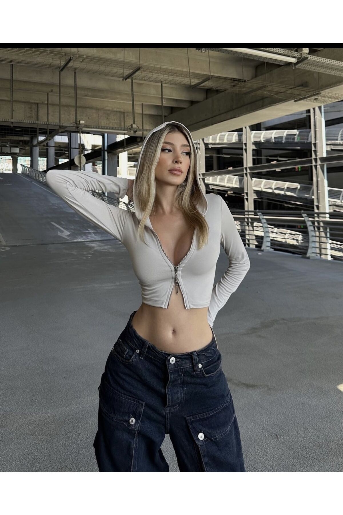 Kapüşonlu streetwear çift fermuarlı croptop Çift Fermuarlı Crop Top beyaz - L
