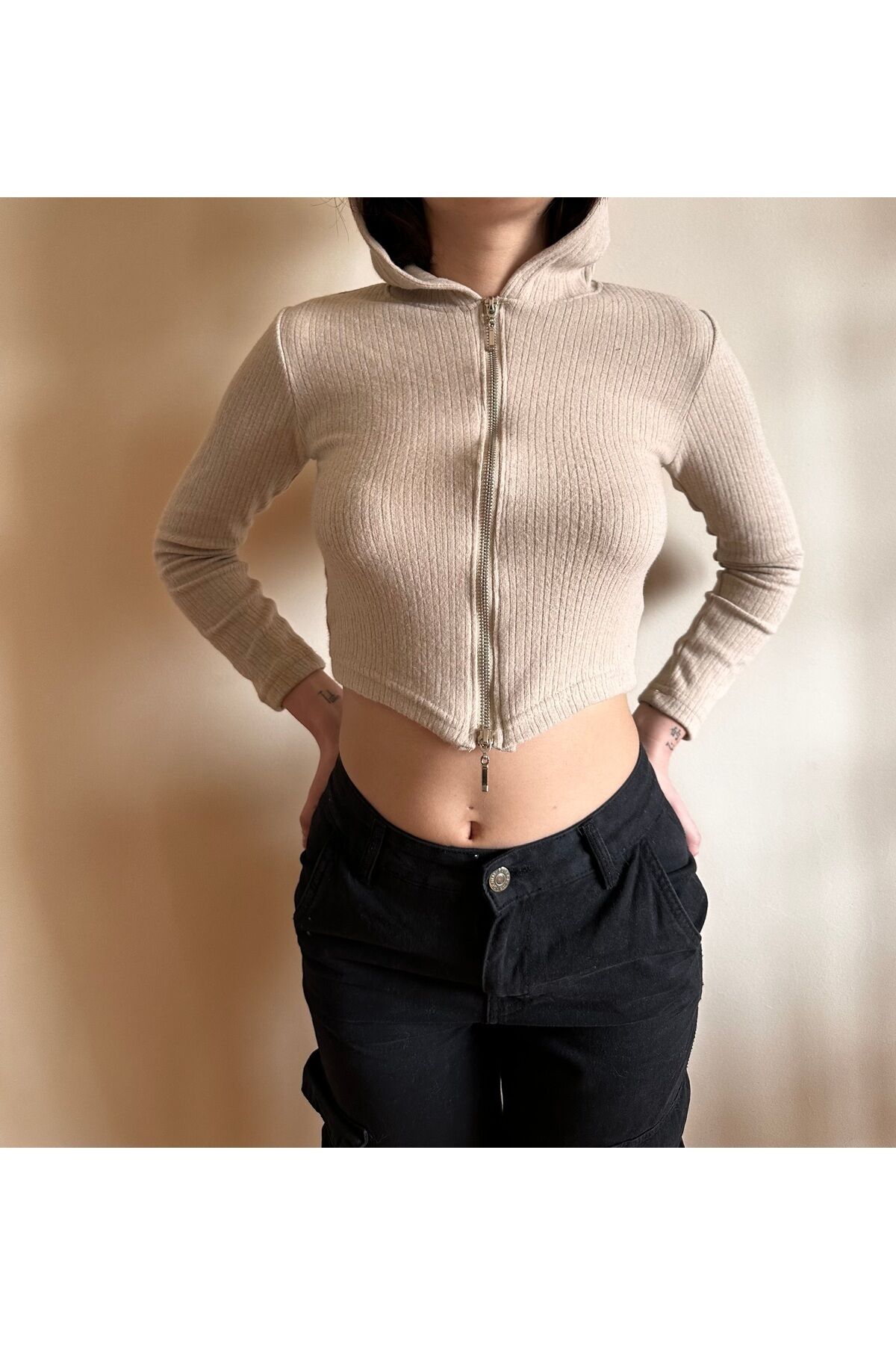 Çift fermuarlı crop Yumuşak soft kumaş fermuarlı kapüşonlu crop sütlü kahve - M