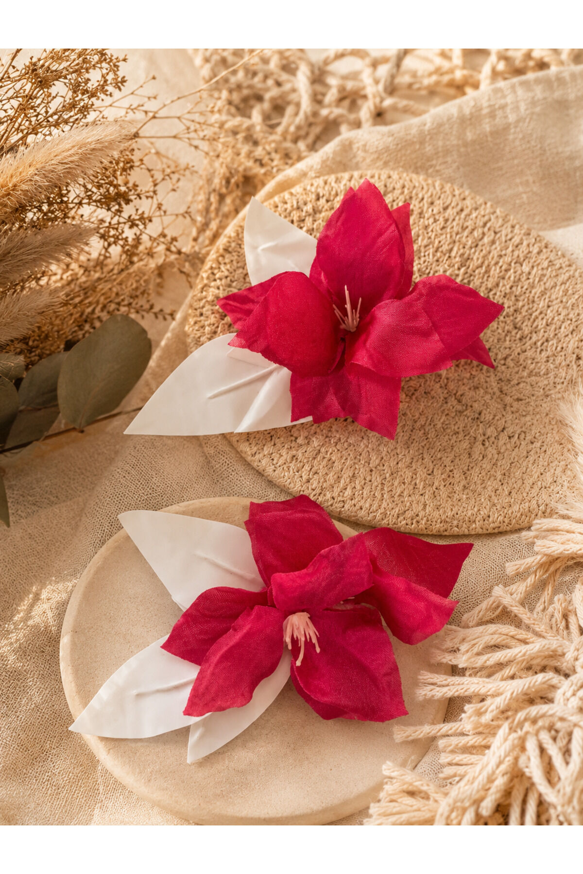 Büyük Çiçekli Yan Saç Tokası – Boho Chic Kadın Aksesuarı Beyaz fuşya cicek