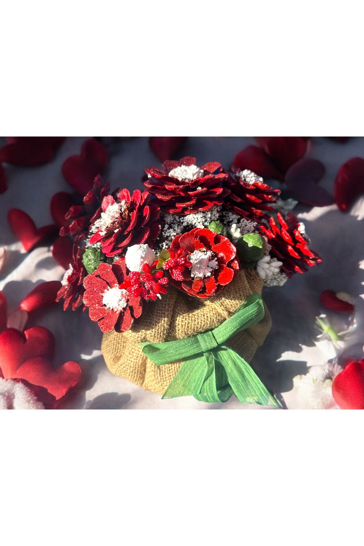 Çiçek Buketi kozalak tasarım solmayan Çiçek Buketi ev hediyesi Sevgililer günü hediye 22x15 cm Kırmızı