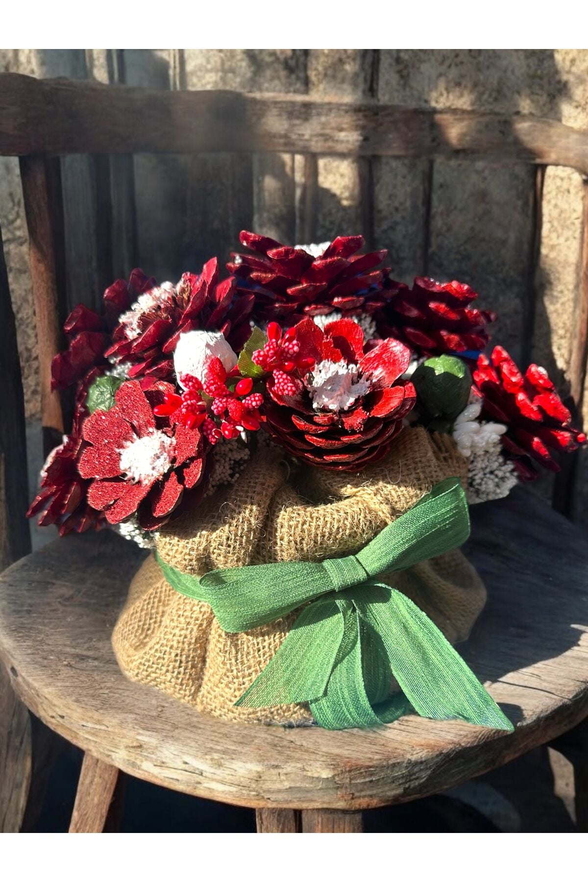 Çiçek Buketi kozalak tasarım solmayan Çiçek Buketi ev hediyesi Sevgililer günü hediye 22x15 cm Kırmızı