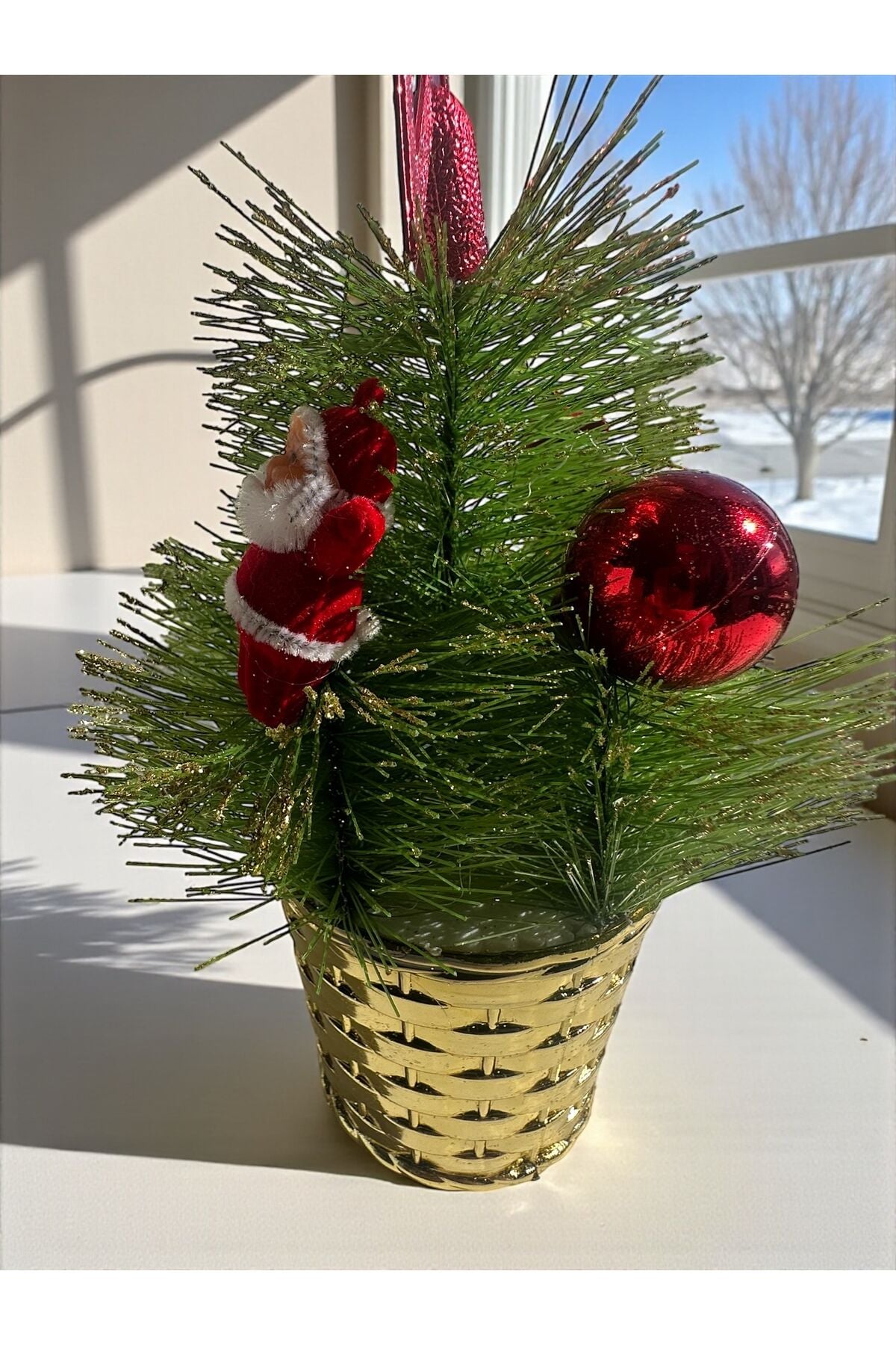 Mini Ağaç Yapay Yılbaşı Ağacı Dekoratif Ev Süsleme noel baba Yıldız temalı 28 cm Kırmızı