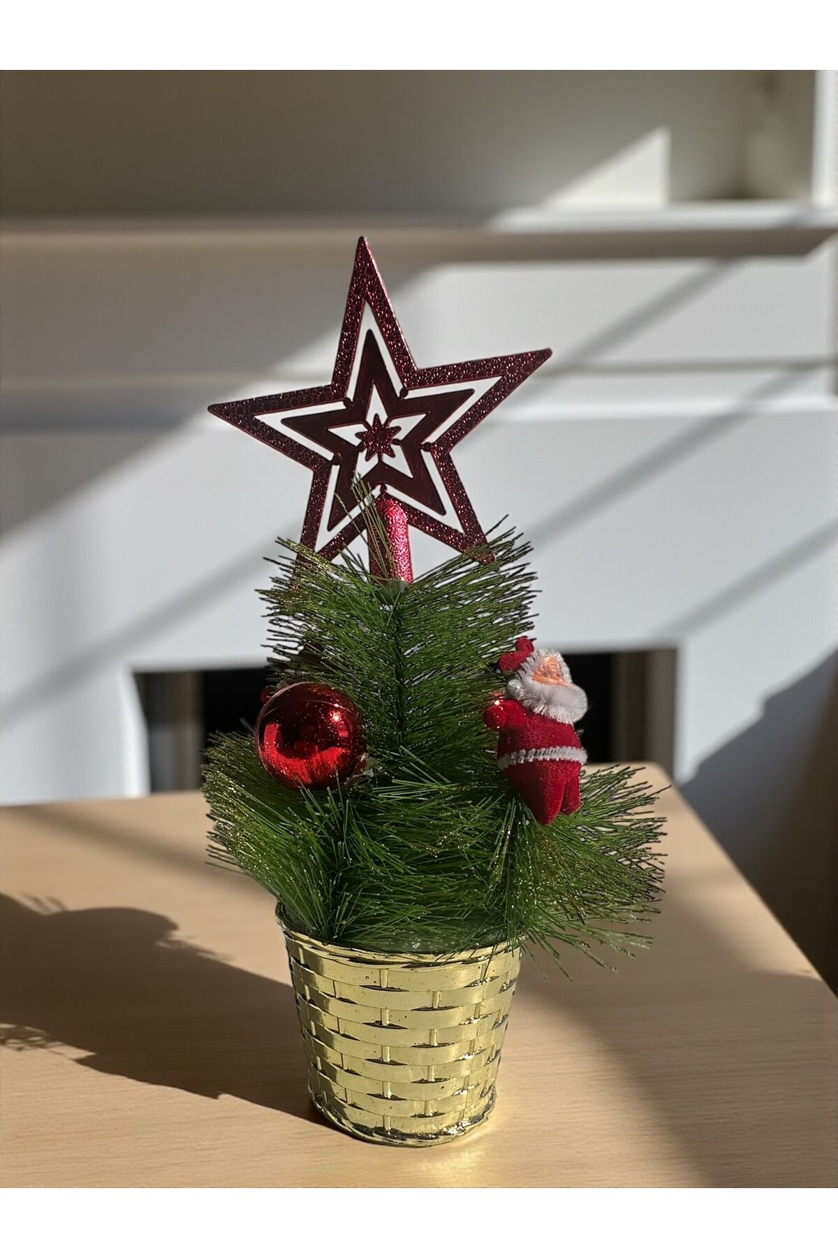 Mini Ağaç Yapay Yılbaşı Ağacı Dekoratif Ev Süsleme noel baba Yıldız temalı 28 cm Kırmızı