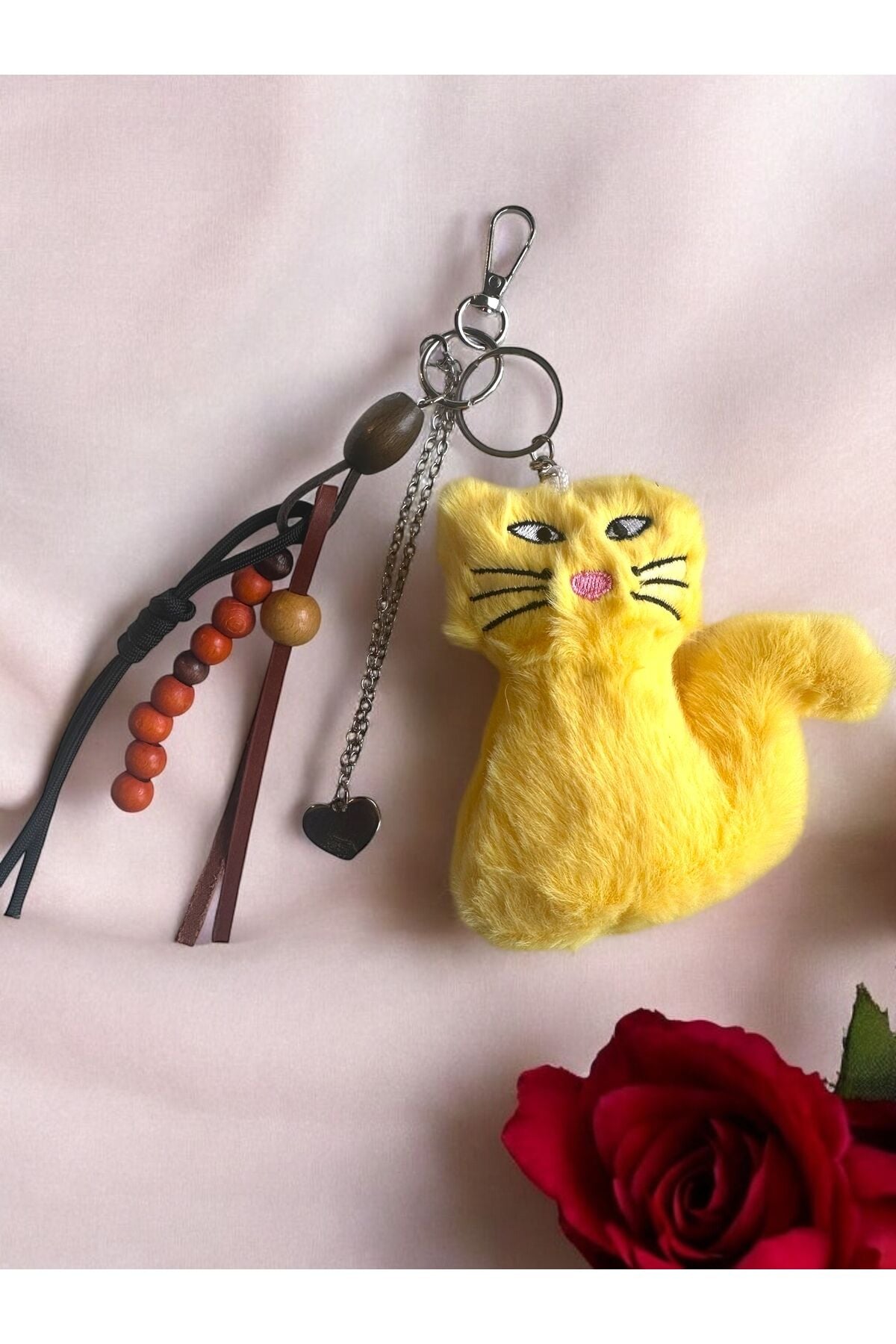 Çanta Aksesuarı Çanta Charmı  Peluş Kedi Çanta Charm Deri ve ip detaylı çanka aksesuarı Sarı
