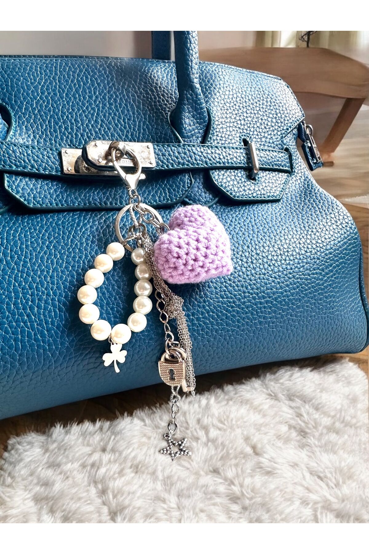 Çanta aksesuarı Çanta charm kalpli incili charm anahtarlık zincir charm