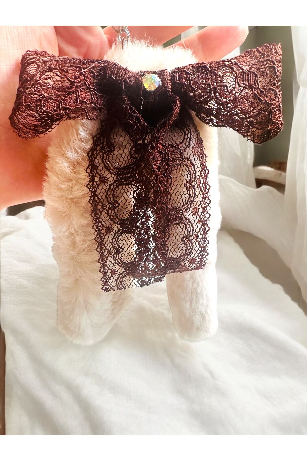 Çanta Charm Kürk Detaylı Fiyonk Charm Peluş Çanta Aksesuarı Peluş Tüylü Anahtarlık