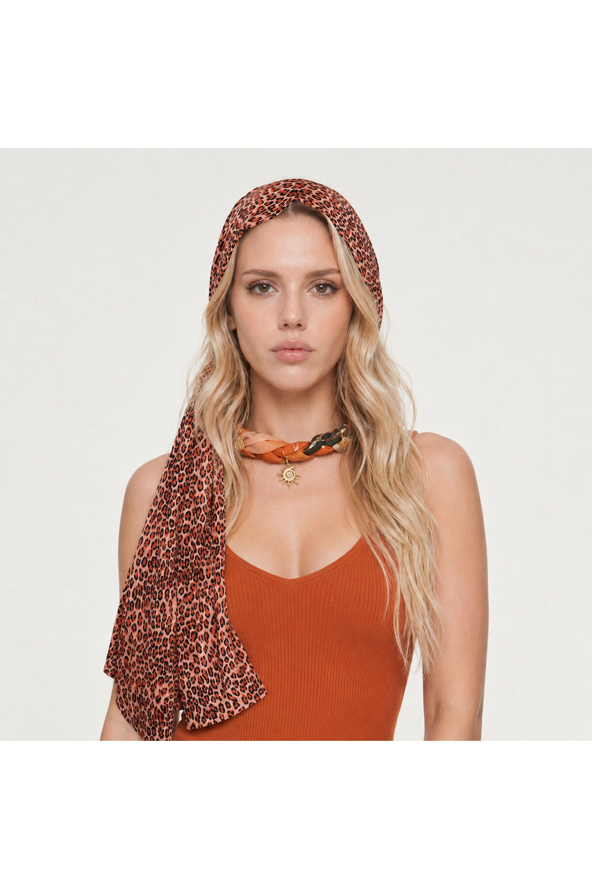 Leopar Desenli Saç Eşarbı & Boyun Fuları | Ayarlanabilir Bandana,Kadın Saç Aksesuarı, Festival ve Yazlık Stil